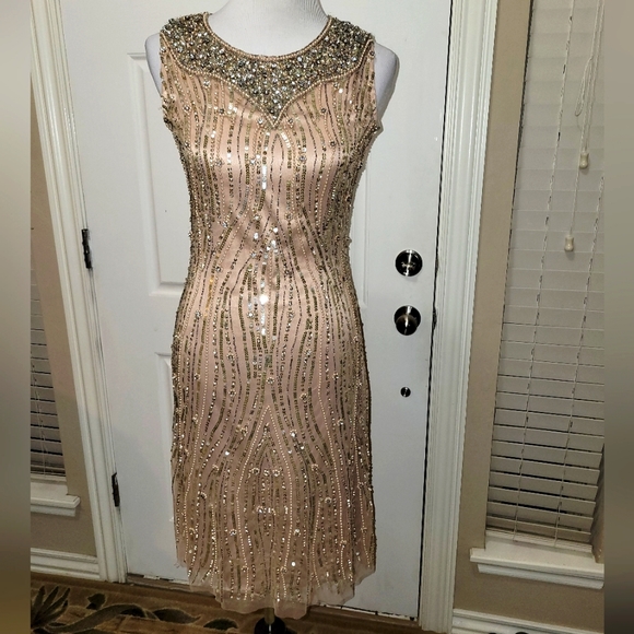 Mac Duggal Dresses & Skirts - Mac Duggal evening/prom dress size 4